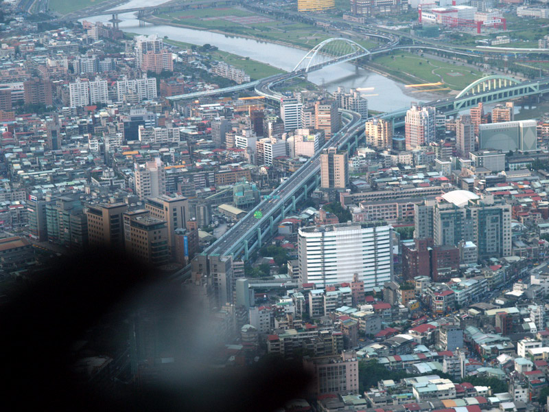 A51003_042506 5473  E1